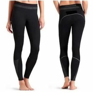 Athleta Miles Compression Leggings in Black - L (EUC)